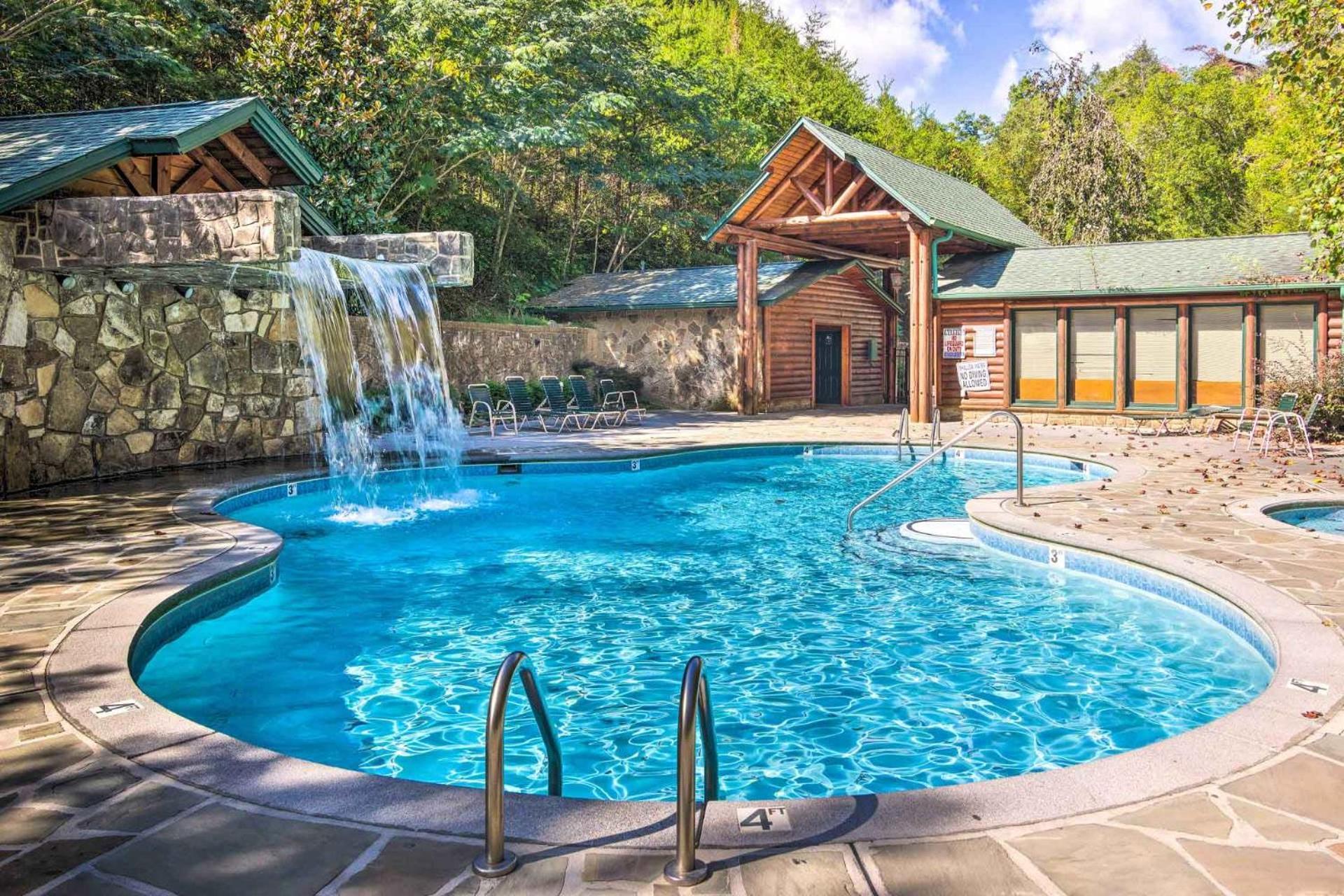 Dog Friendly, Romantic Mtn Getaway Hot Tub Pool Gatlinburg Esterno foto